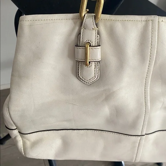 Coach Shoulder Bag - Picture 10 of 16